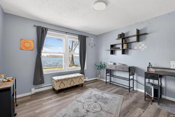 $301,900 | 7480 East 625 South, Wolcottville, IN 46795