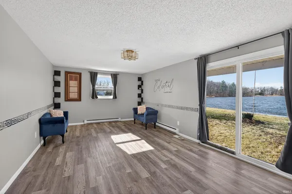 $289,900 | 7480 East 625 South, Wolcottville, IN 46795