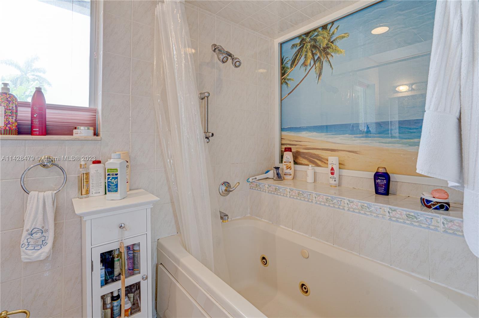 925 Northwest 7th Street Road Miami, FL 33136 - Photo 17 of 19 Gallery Image 17