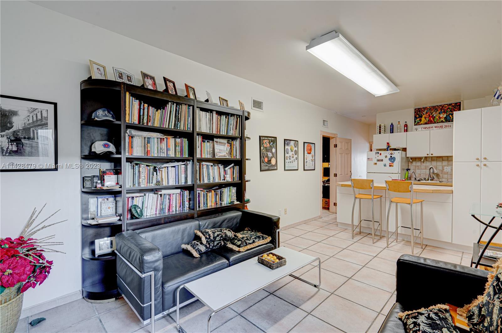 925 Northwest 7th Street Road Miami, FL 33136 - Photo 7 of 19 Gallery Image 7