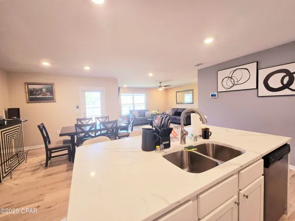 $2,500 | 4000 Silver Spur Road, Panama City, FL 32404