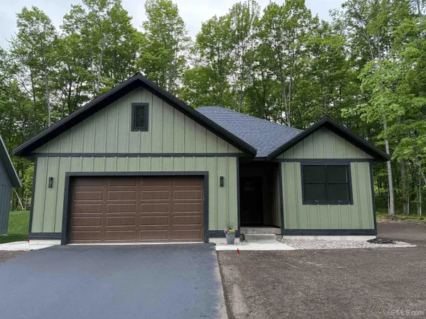 $539,000 | 3409 Nuthatch Lane, Marquette, MI 49855