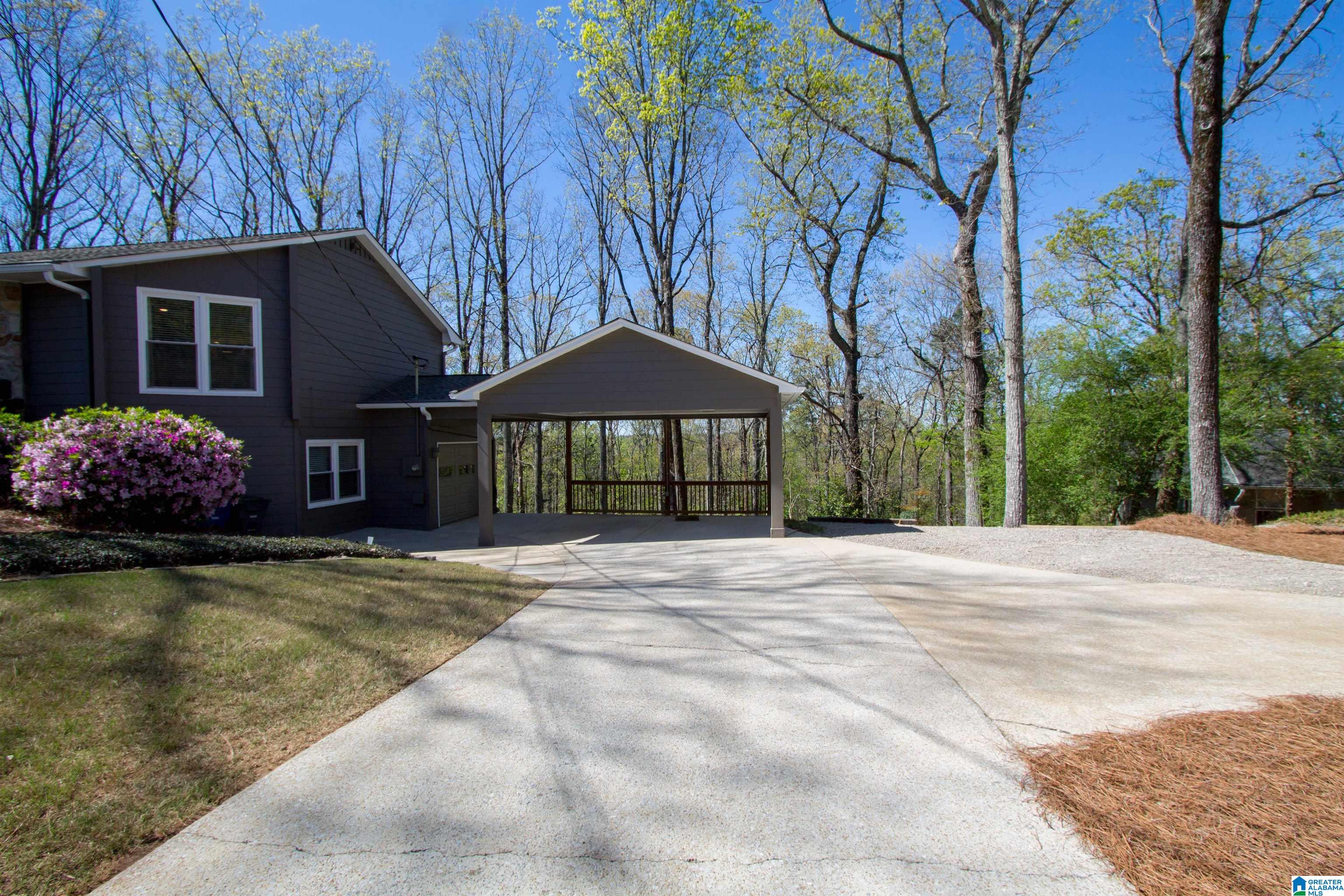 3902 South Shades Crest Road Birmingham, AL 35244 - Photo 2 of 20