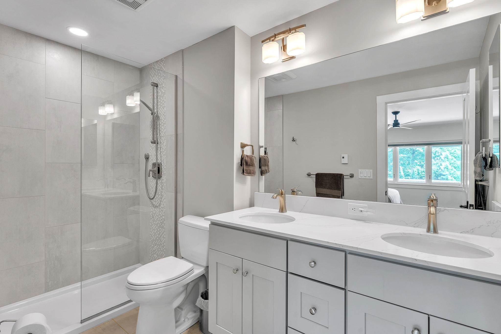 545 South Prospect Street, Unit 20 Burlington, VT 05401 - Photo 31 of 46