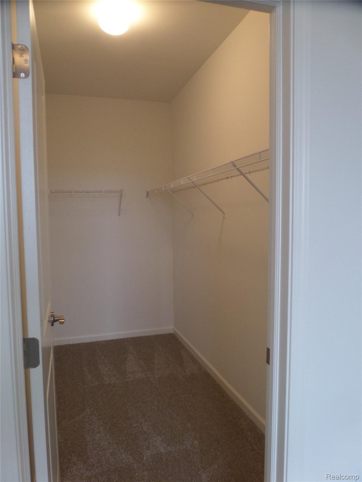 23863 Ravenswood Road Macomb, MI 48042 - Photo 28 of 33 SAM_3785.JPG