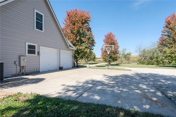$675,000 | 1205 East 203rd Street, Belton, MO 64012