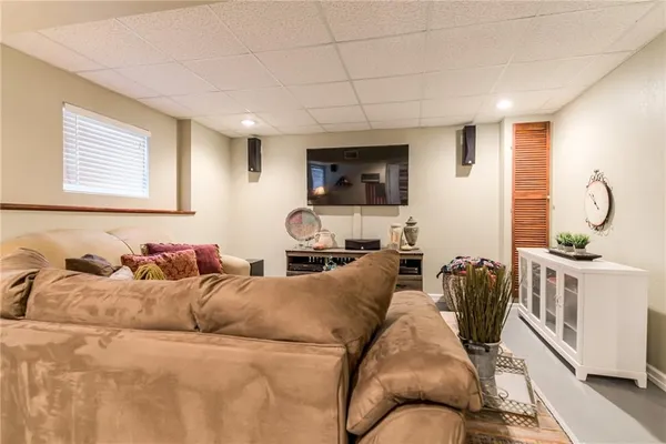 $675,000 | 1205 East 203rd Street, Belton, MO 64012