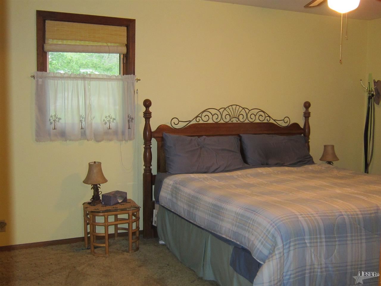 4849 West River Road Huntington, IN 46750 - Photo 12 of 23 Gallery Image 12