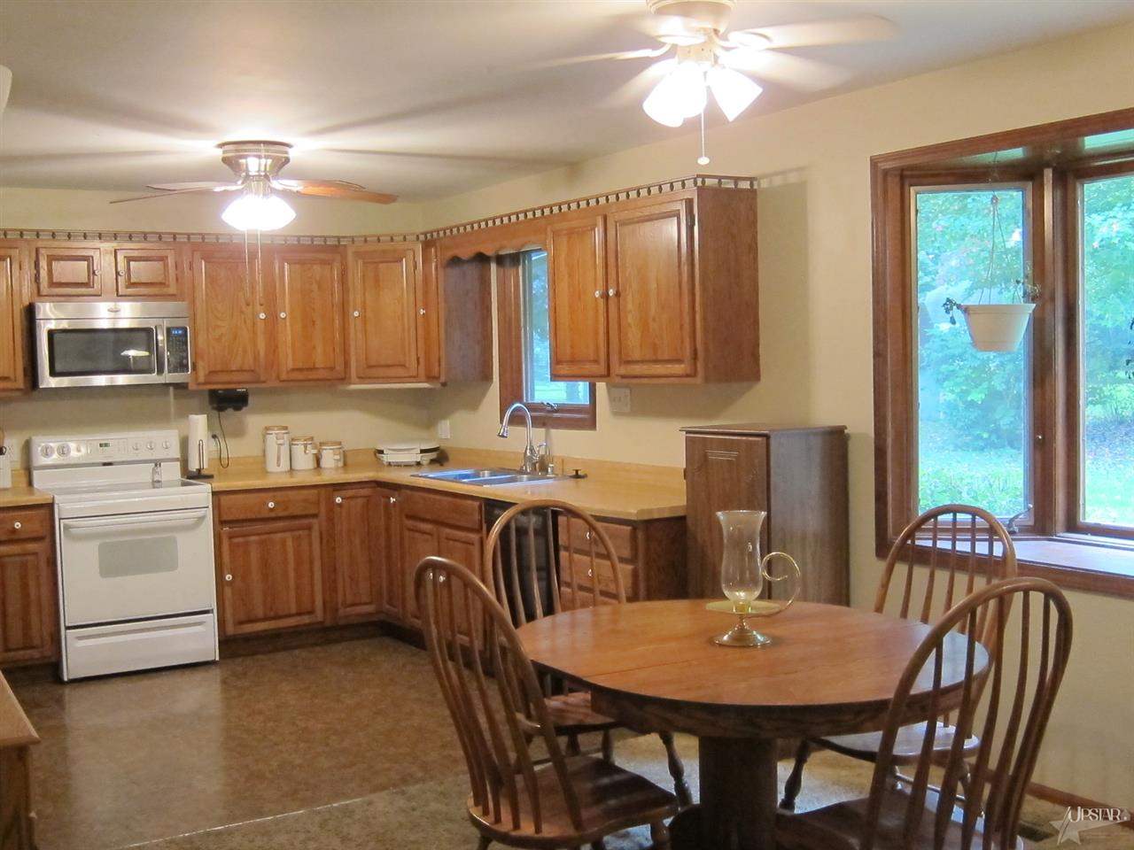 4849 West River Road Huntington, IN 46750 - Photo 3 of 23 Gallery Image 3