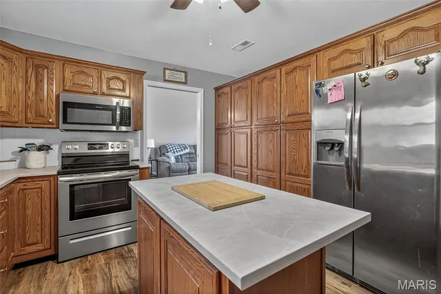 $345,000 | 9618 East Vista Drive, Hillsboro, MO 63050