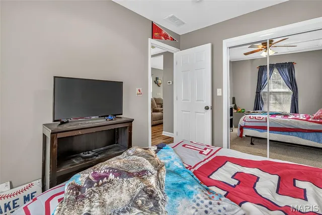 $345,000 | 9618 East Vista Drive, Hillsboro, MO 63050