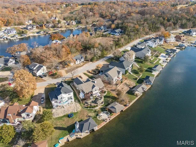 $342,500 | 9618 East Vista Drive, Hillsboro, MO 63050