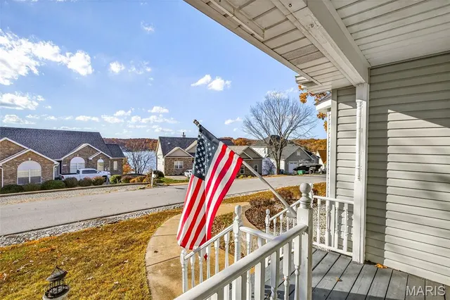 $345,000 | 9618 East Vista Drive, Hillsboro, MO 63050