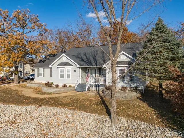 $345,000 | 9618 East Vista Drive, Hillsboro, MO 63050