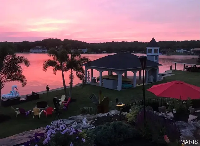 $345,000 | 9618 East Vista Drive, Hillsboro, MO 63050