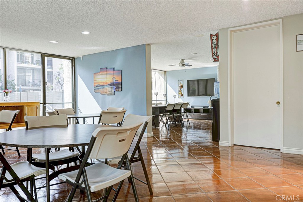 1401 Valley View Road, Unit 206 Glendale, CA 91202 - Photo 34 of 35