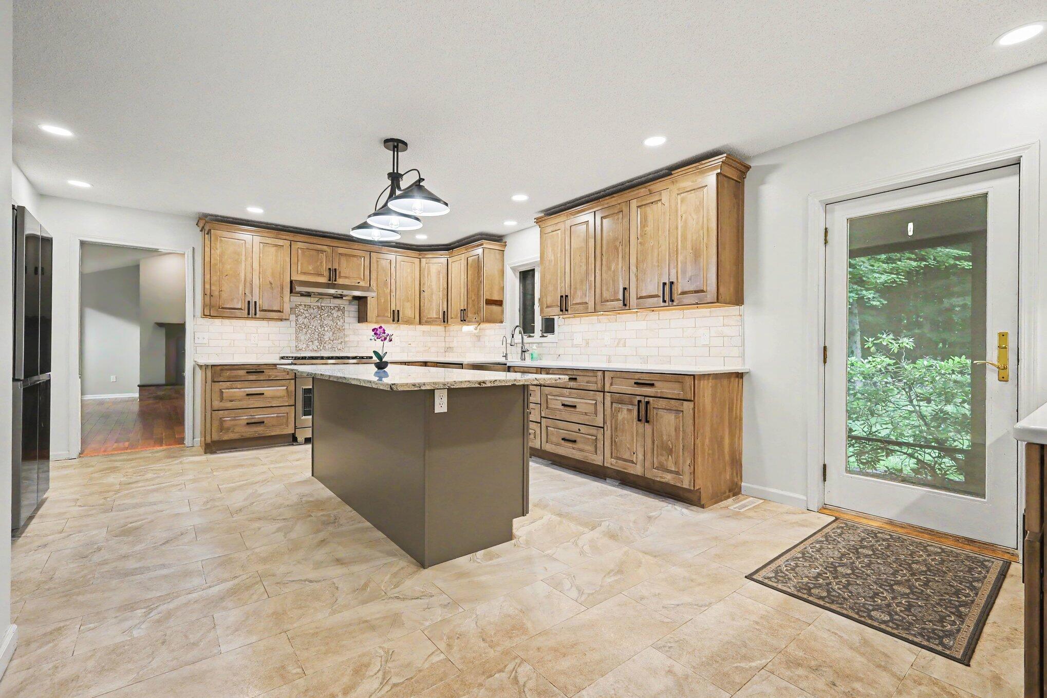 3598 West Schultz Road La Porte, IN 46350 - Photo 5 of 33 2038x1359