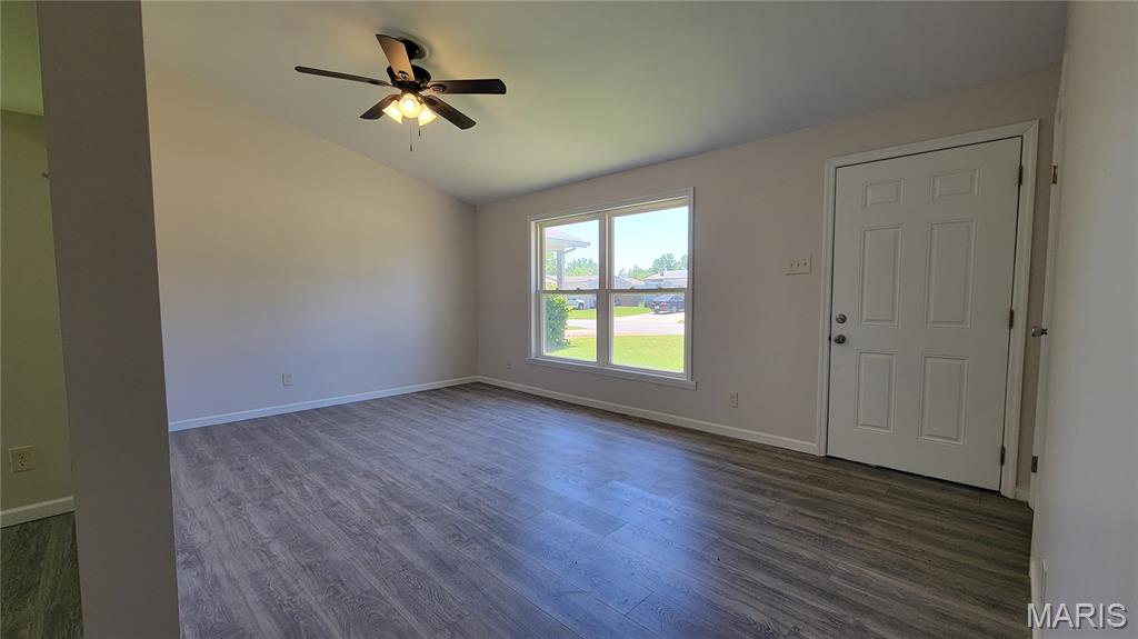 59 Cedar Ridge Drive Pacific, MO 63069 - Photo 2 of 9