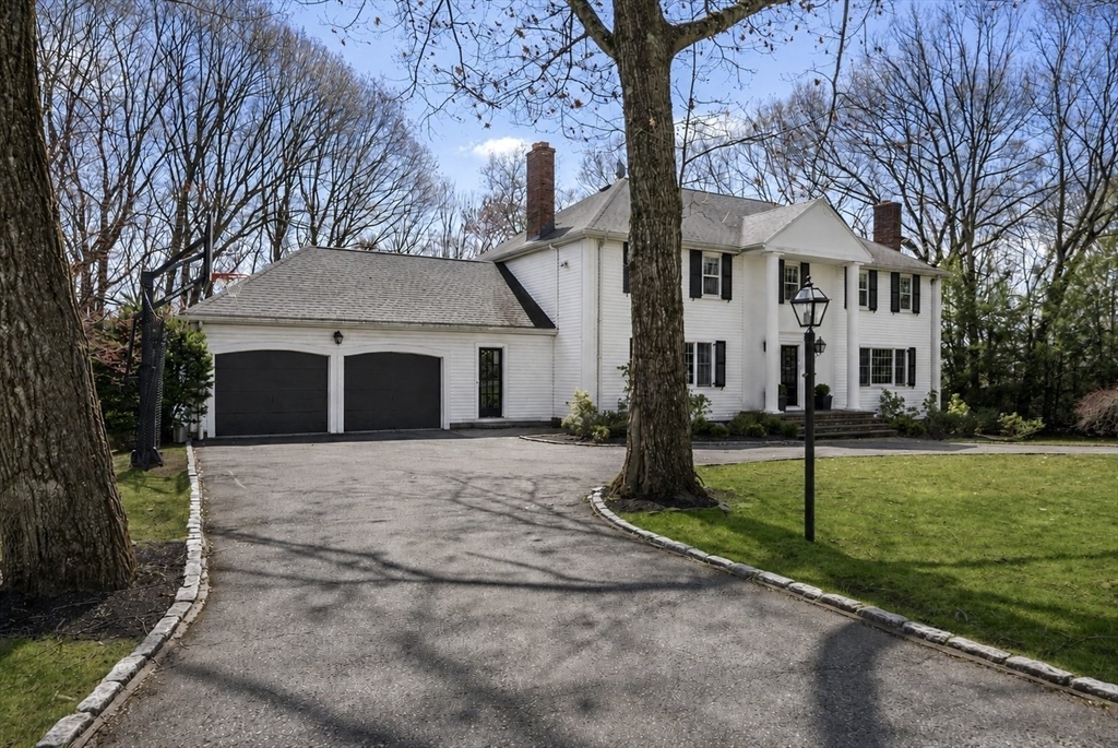 100 Albion Road Wellesley, MA 02481 - Photo 3 of 36
