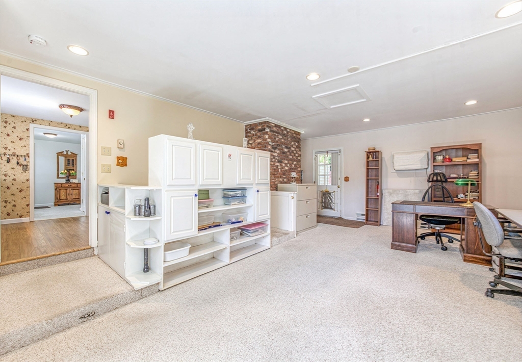 179 Sheaffer Road Barnstable, MA 02632 - Photo 27 of 33