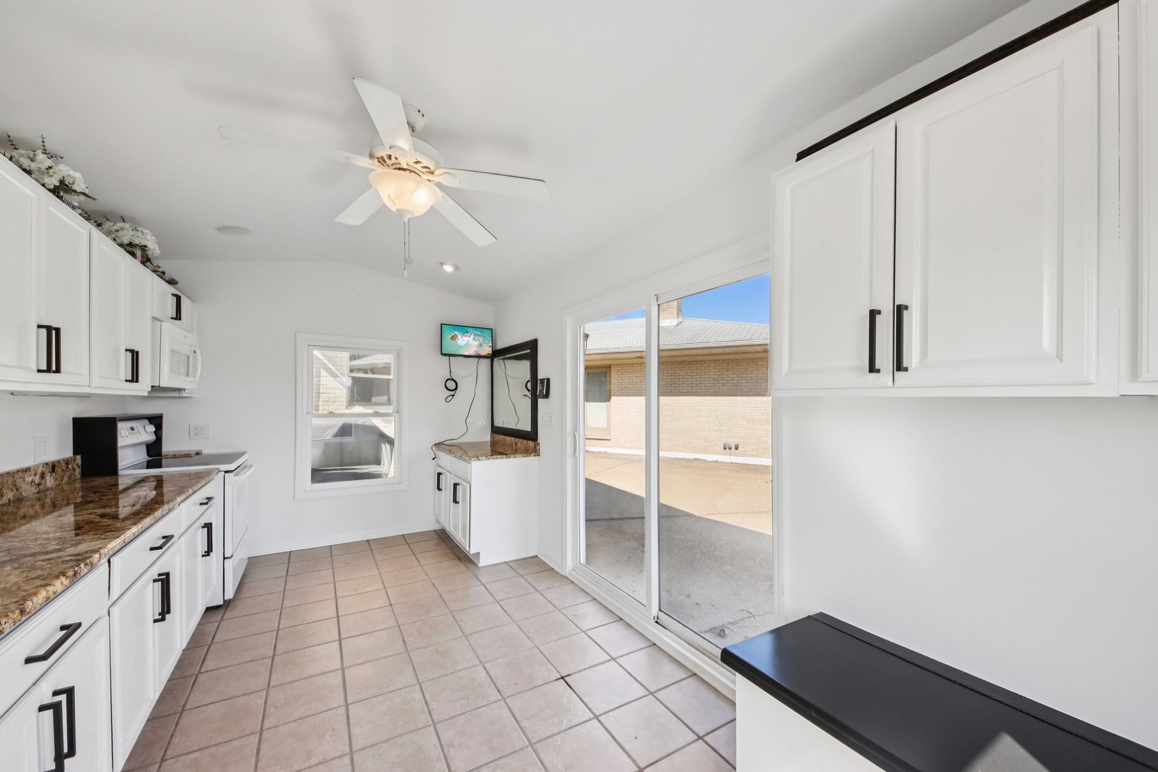 2019 East Avon Lane Arlington Heights, IL 60004 - Photo 51 of 62