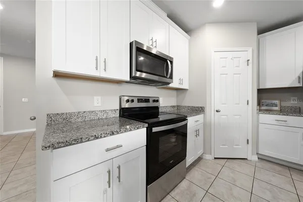 $2,200 | 2043 Harebell Lane, Ocoee, FL 34761