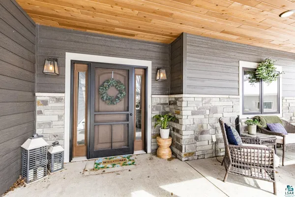 $899,900 | 5011 White Pine Street, Hermantown, MN 55811