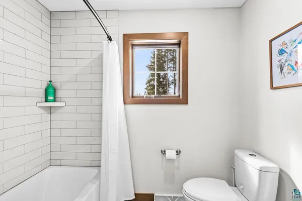 $899,900 | 5011 White Pine Street, Hermantown, MN 55811