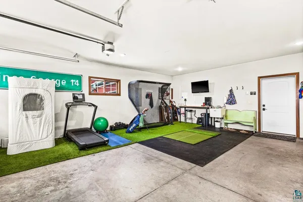 $899,900 | 5011 White Pine Street, Hermantown, MN 55811