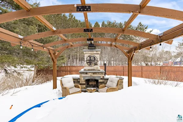 $899,900 | 5011 White Pine Street, Hermantown, MN 55811