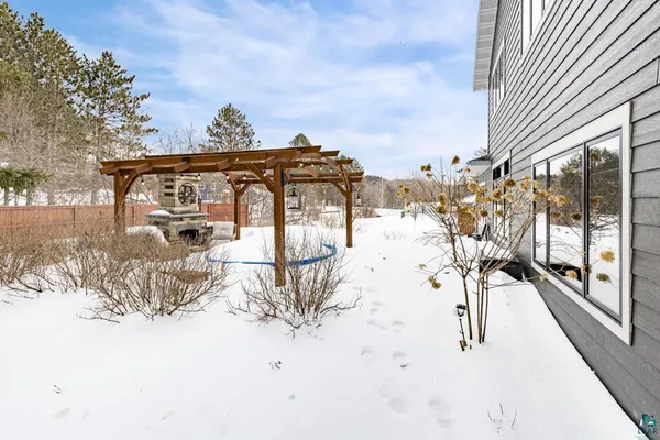 $899,900 | 5011 White Pine Street, Hermantown, MN 55811