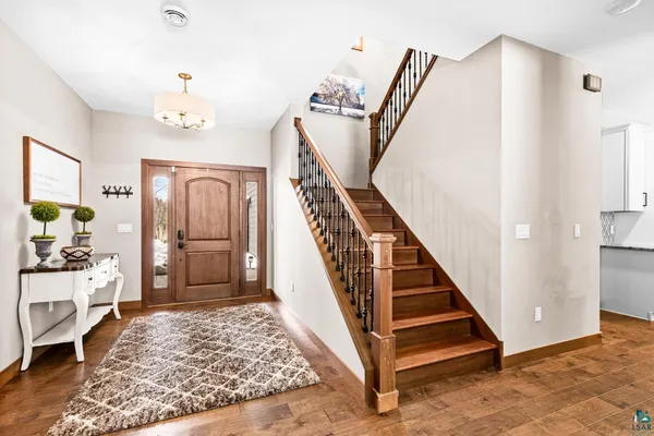 $899,900 | 5011 White Pine Street, Hermantown, MN 55811