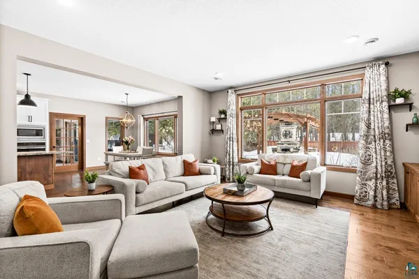 $899,900 | 5011 White Pine Street, Hermantown, MN 55811