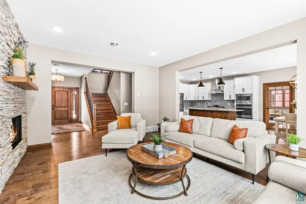 $899,900 | 5011 White Pine Street, Hermantown, MN 55811