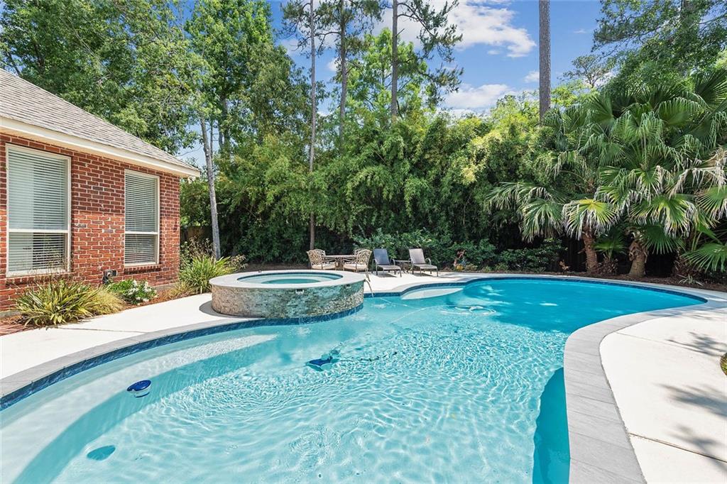 81 Tupelo Trace Mandeville, LA 70471 - Photo 6 of 40