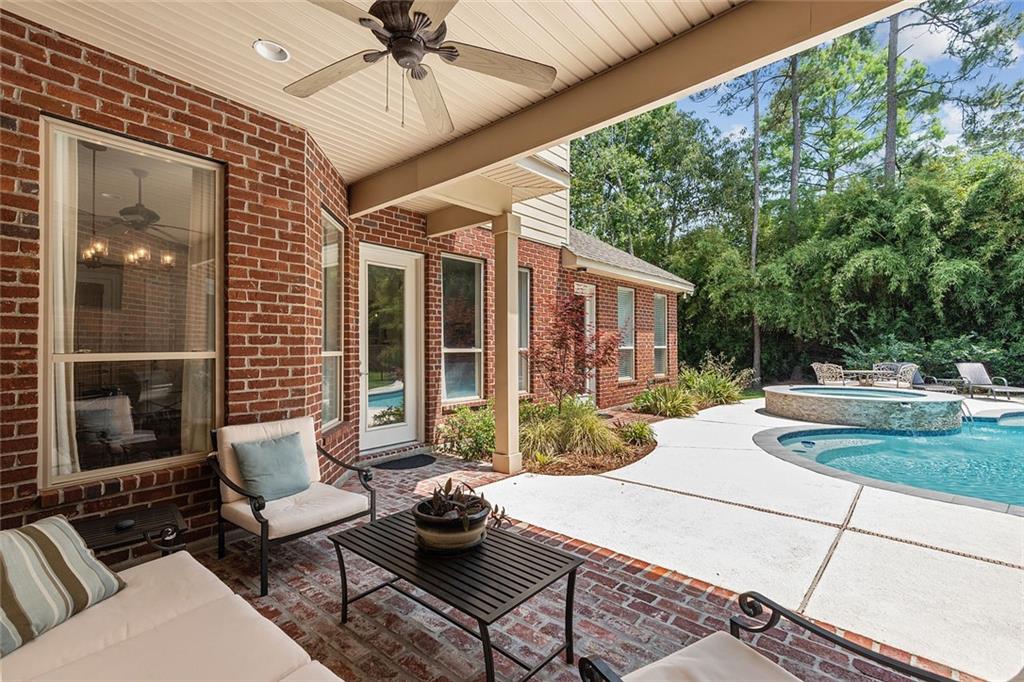 81 Tupelo Trace Mandeville, LA 70471 - Photo 8 of 40