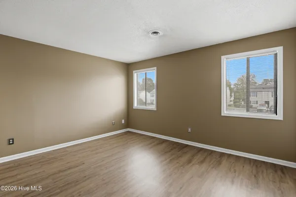 $1,350 | 1299 Wellington Avenue, Wilmington, NC 28401