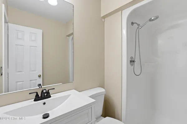 $1,350 | 1299 Wellington Avenue, Wilmington, NC 28401