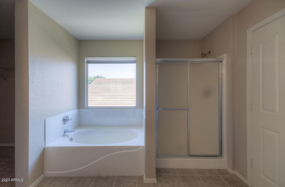 2915 West Carson Road Phoenix, AZ 85041 - Photo 7 of 8 master bathroom