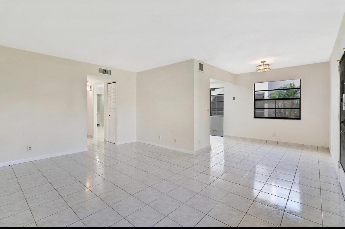 115 Capri B Delray Beach, FL 33484 - Photo 14 of 34 IMG_6883