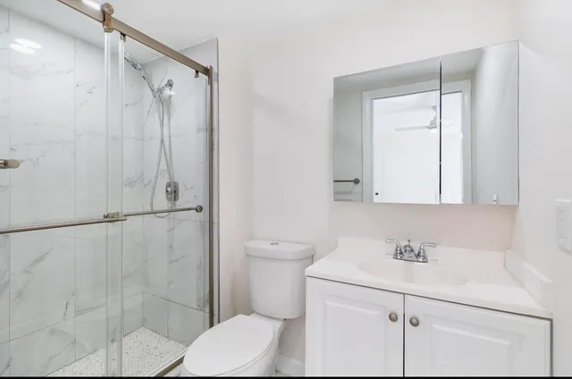 $2,000 | 115 Capri B, Delray Beach, FL 33484