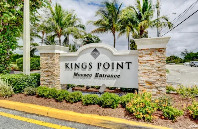 $2,000 | 115 Capri B, Delray Beach, FL 33484