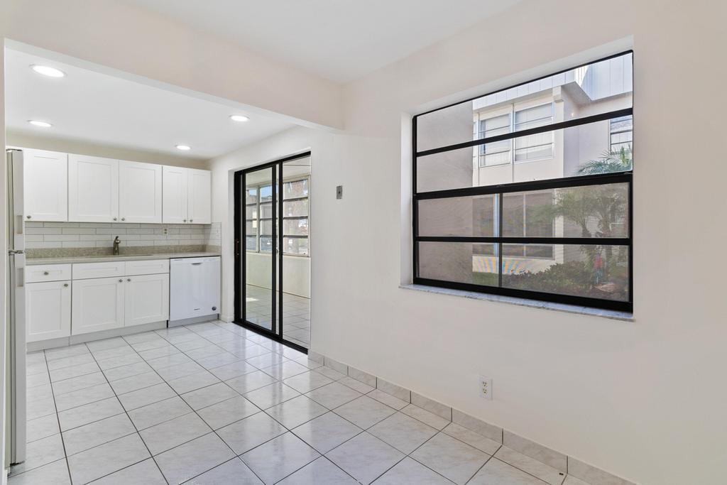 115 Capri B Delray Beach, FL 33484 - Photo 5 of 34 IMG_9334