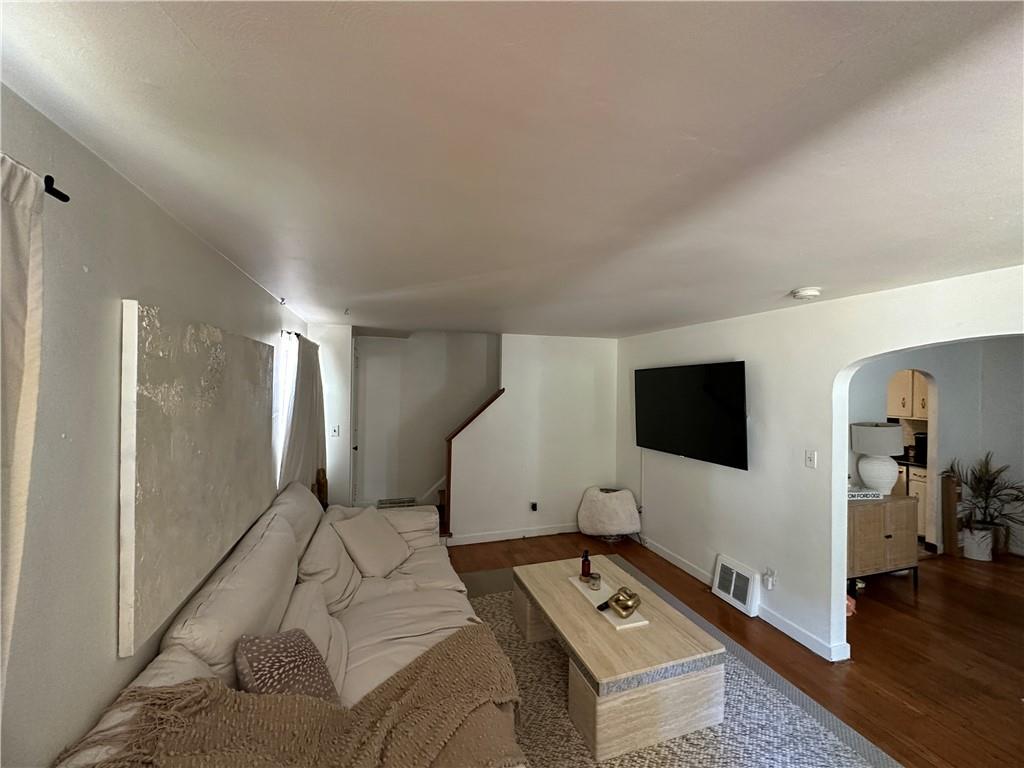 9717 Glendale Road Pittsburgh, PA 15235 - Photo 6 of 21 Gallery Image 6