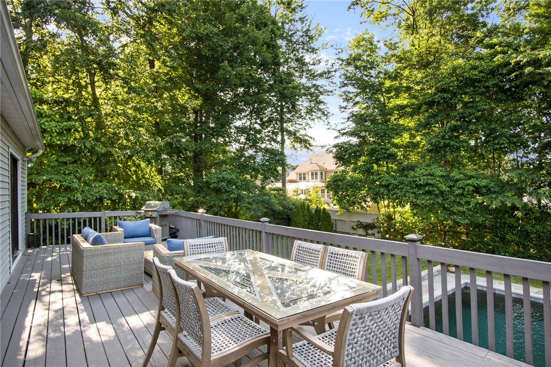 51 Basil Crossing Cranston, RI 02921 - Photo 12 of 35 Gallery Image 12
