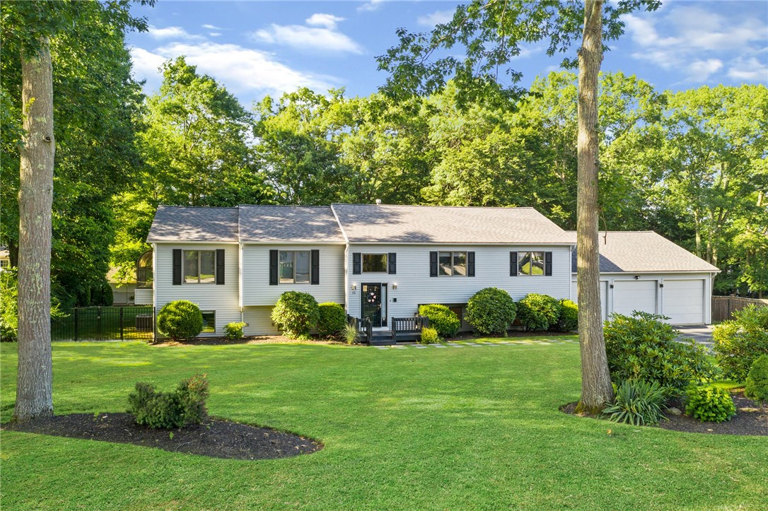 51 Basil Crossing Cranston, RI 02921 - Photo 34 of 35 Gallery Image 34