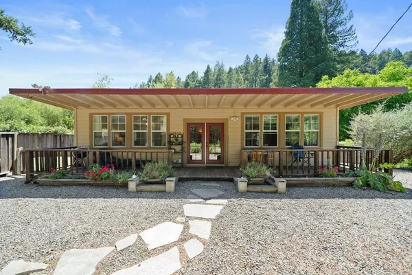 $895,000 | 11850 Highway 116, Guerneville, CA 95446