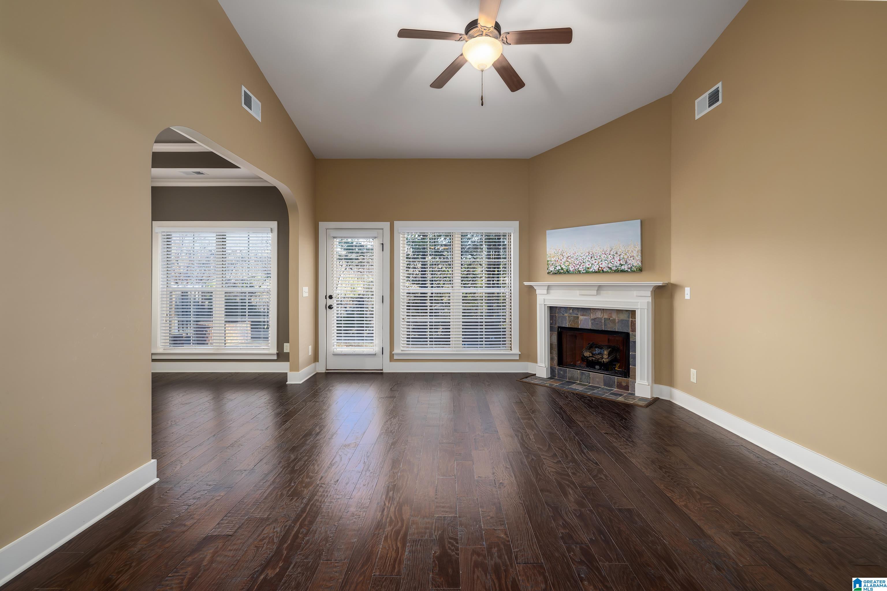 1269 Grants Way Birmingham, AL 35210 - Photo 10 of 38