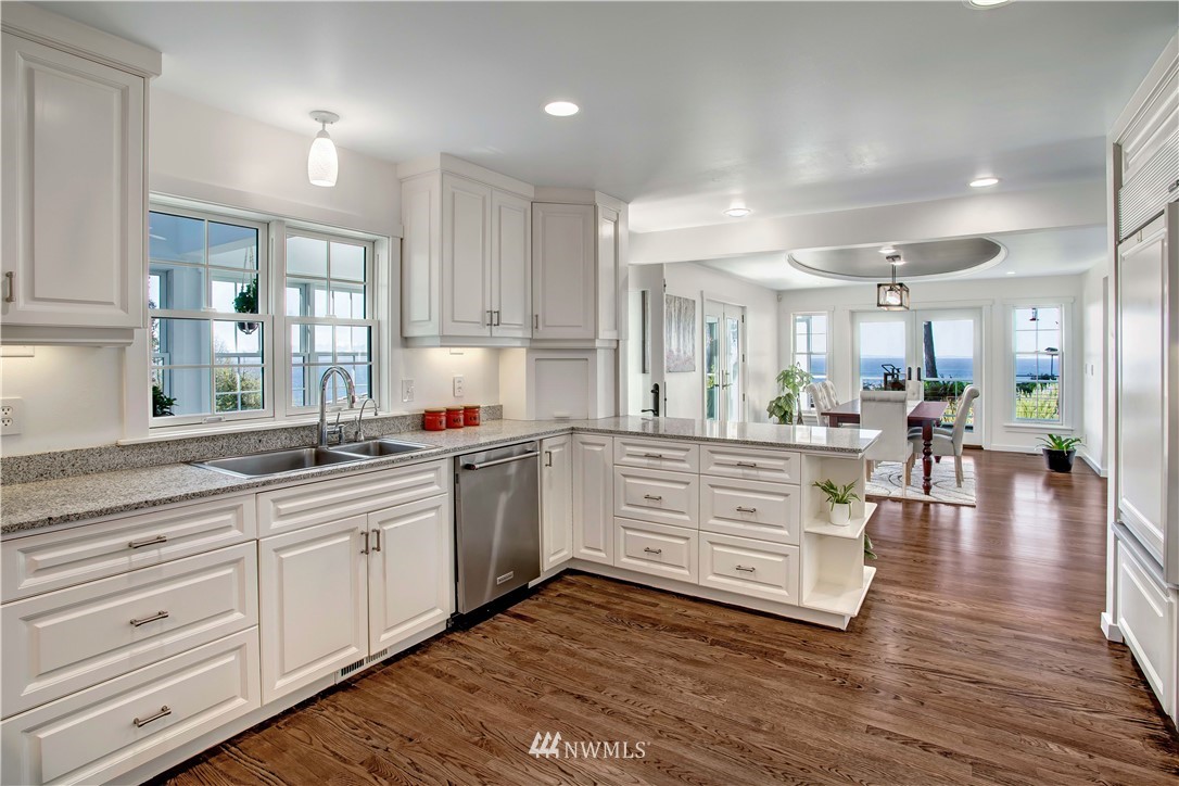 16119 73rd Place West Edmonds, WA 98026 - Photo 16 of 38