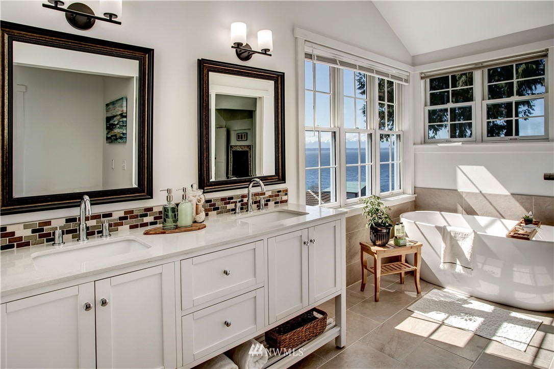 16119 73rd Place West Edmonds, WA 98026 - Photo 27 of 38